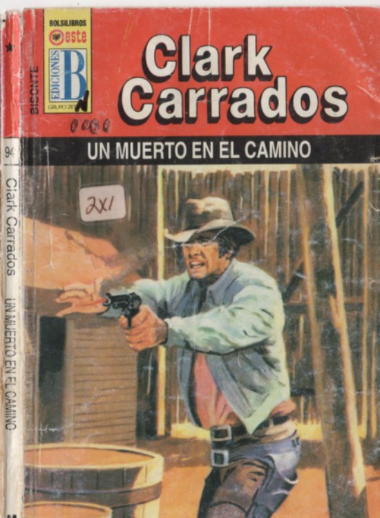 Un muerto en el camino